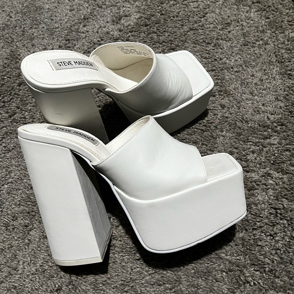 Steve Madden Heels - Picture 3 of 5